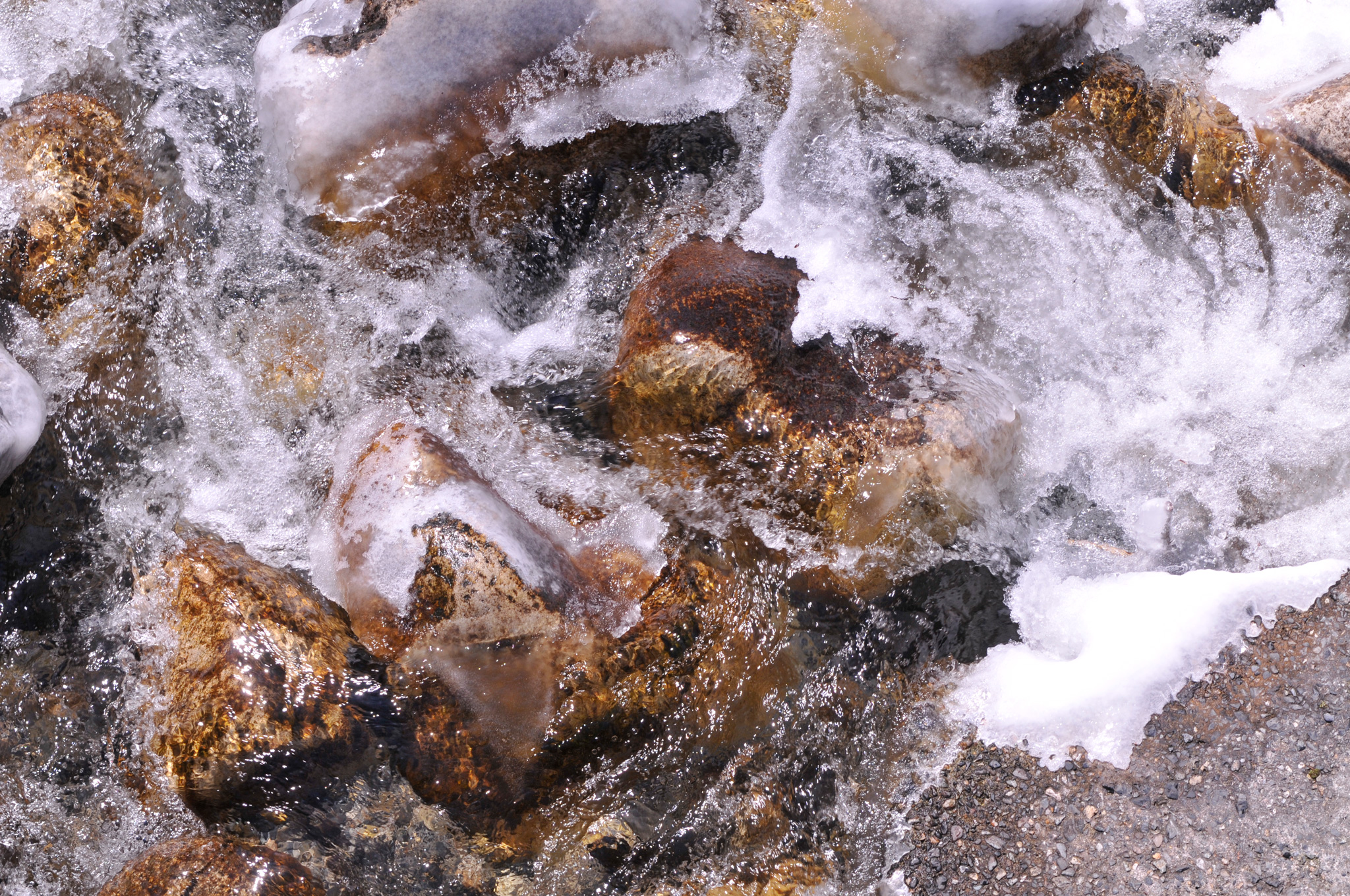 WATER：From the Mouth of the Headstream of the Kiso River in Kiso Village